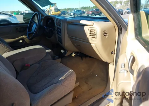 1999 GMC Sonoma Sls from USA, damaged, VIN 1GTCS19XXX8513684